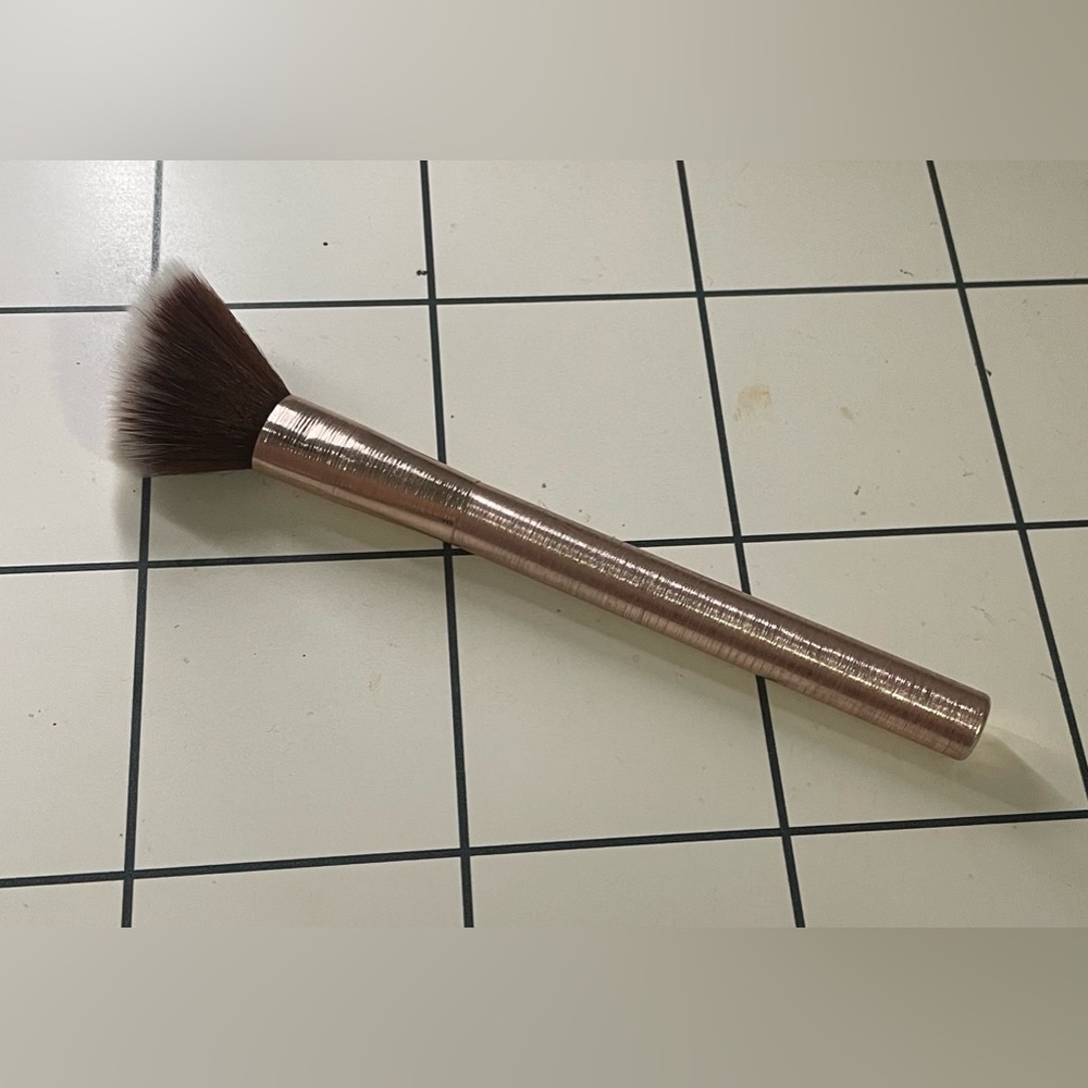 Morphe bronzer brush